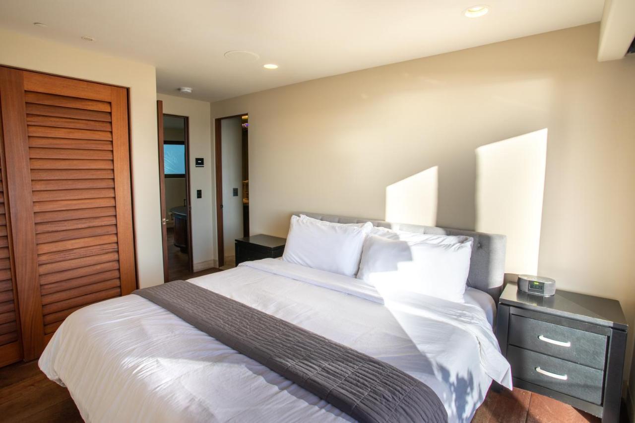 Casa de férias Verona Oceanfront Luxury W Spa, Multiple Private Patios, Grill, Ac & Garage San Diego